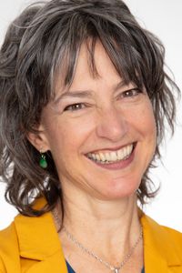 Michelle Milne — portrait
