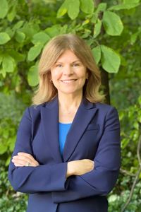 Carey Hamilton — portrait